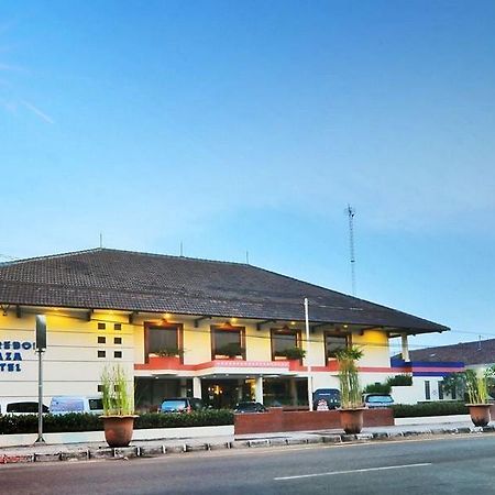 Hotel Cirebon Plaza تْشيريبون المظهر الخارجي الصورة